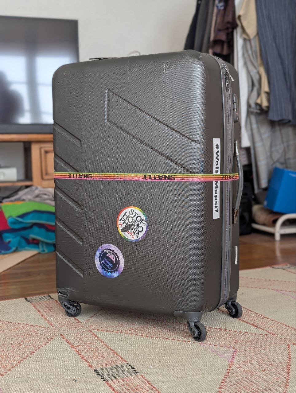 Snalle Design 1 | NEON